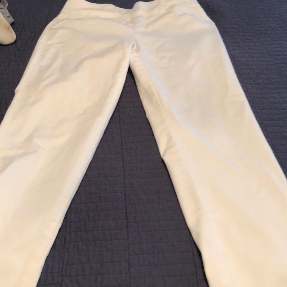 Croft and Barrow white pull-on pants